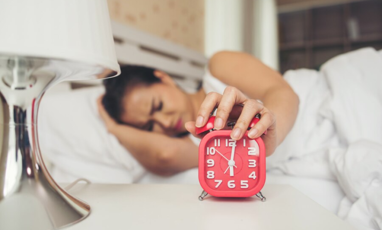 Does modafinil delay sleep phase